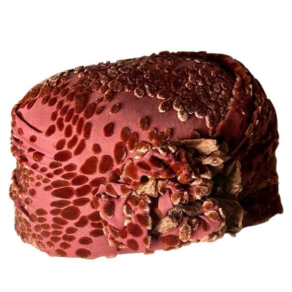 Kate Bishop Cloche 20s vintage style hat rosettes burnout velvet wine burgundy main image 7